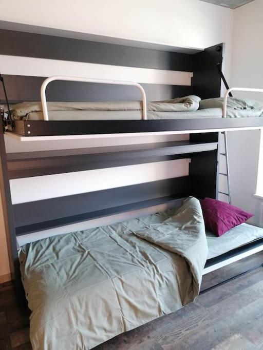 Erdvi Studija Spacious Studio Apartment Self Check In Vilnius Exterior photo